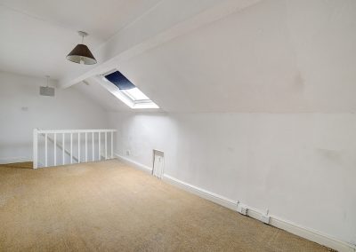 Huddersfield Buy To Let - Investment Opportunity (HD4) 7